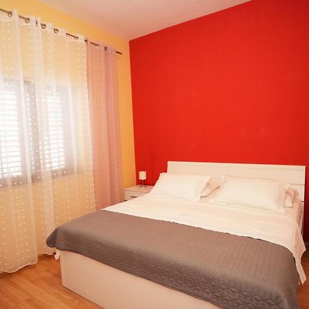 Apartment Beky ポドストラナ エクステリア 写真